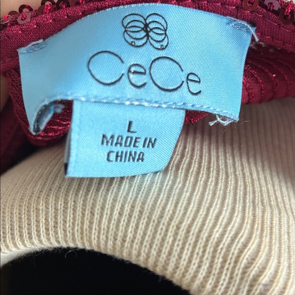 Rich Red Sequin V-Neck Top (L/XL) - Picture 4 of 7